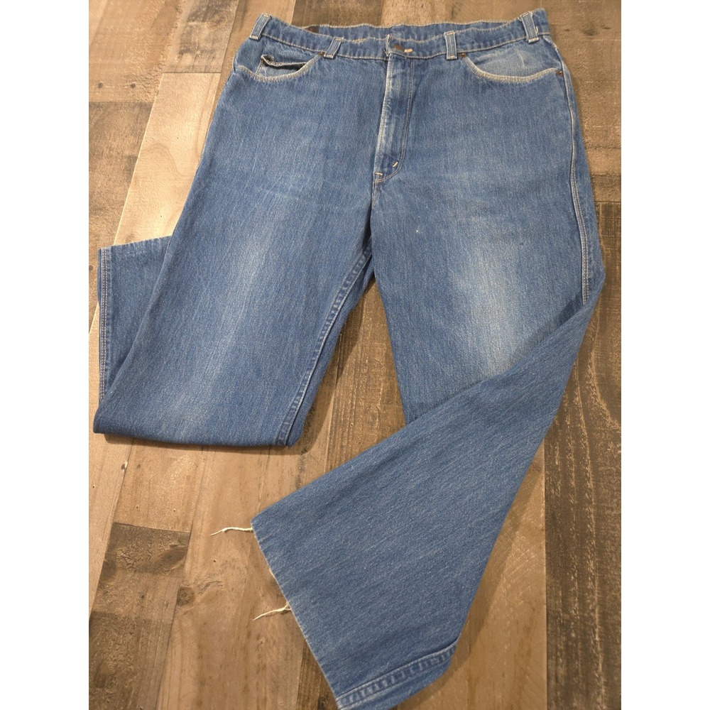 Vintage 70s 80s Levis Movin On Jeans Blue Tab Gold Script Denim Made in USA - Picture 1 of 10